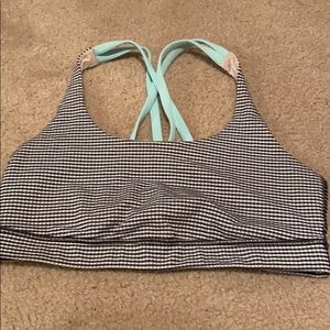 Lululemon sports bra